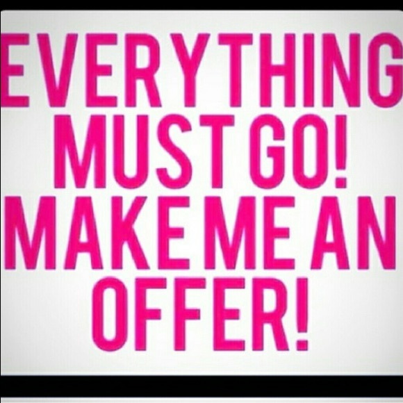 CLOSET CLEAN OUT! - Picture 1 of 1